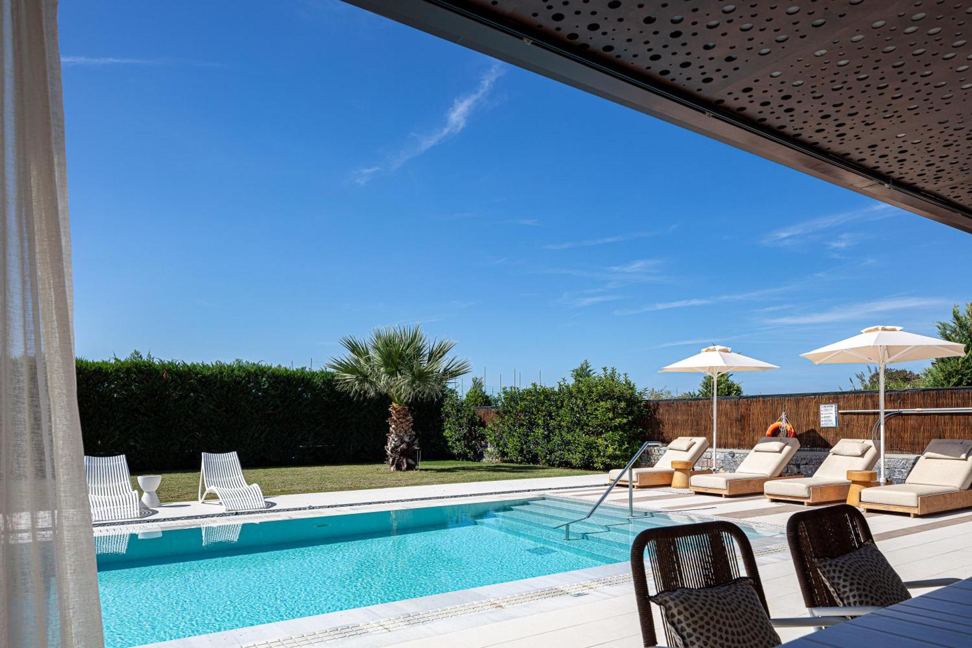 Terrazzo Luxury Villas Pigianos Kampos  Exterior photo